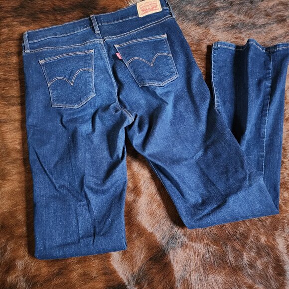 Women's Levi's Slim Bootcut Jeans: Size 31 - Picture 1 of 4